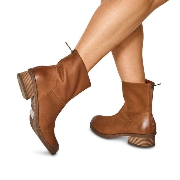 Dansko Womens Brianne Waterproof Burnished Boots 2925-152300 Tan 10.5/11 - Picture 2 of 13